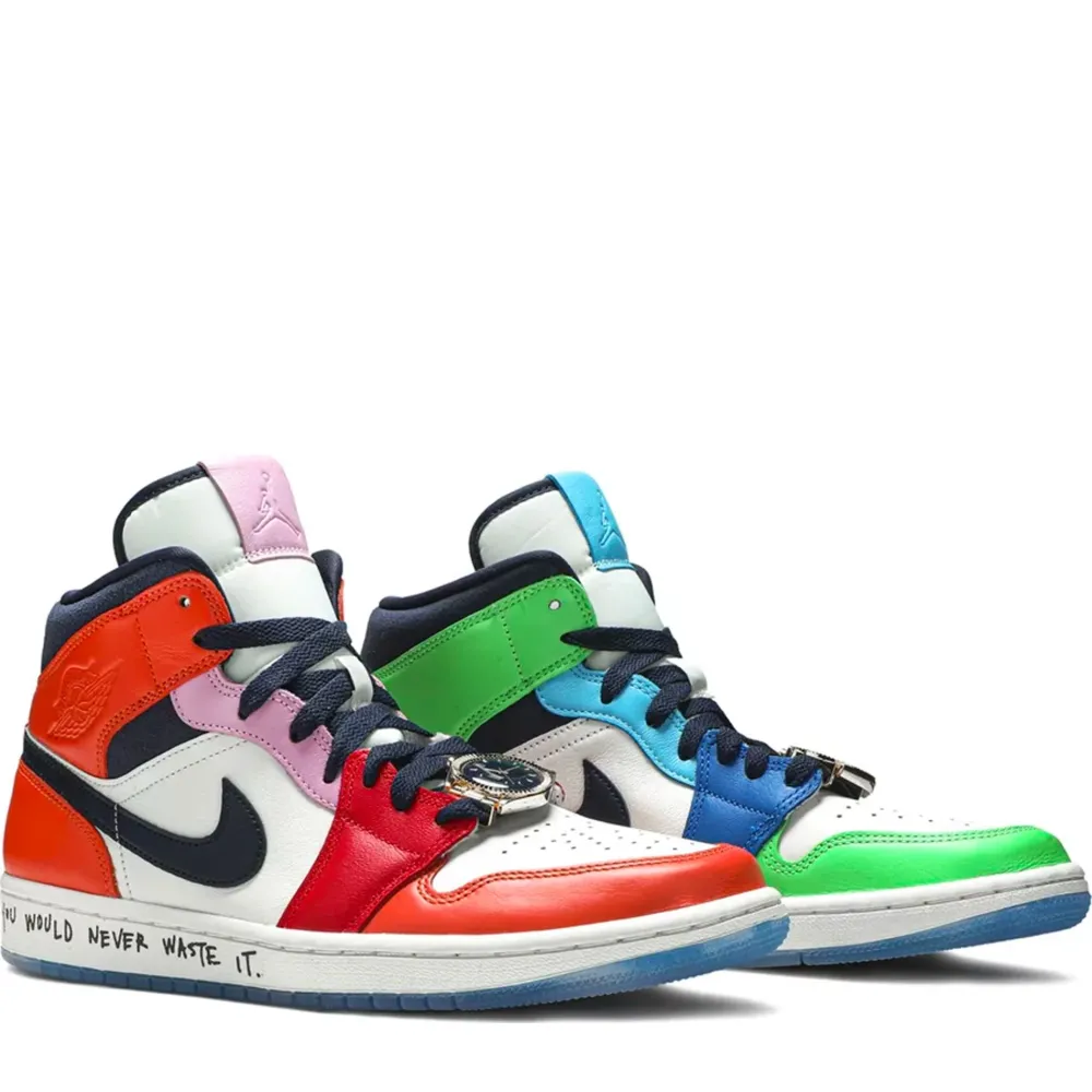 Jordan 1 Mid SE Fearless Melody Ehsani (W) ||Plus Fashion