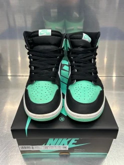 Jordan 1 Retro High OG Green Glow (Used)|Plus Sale