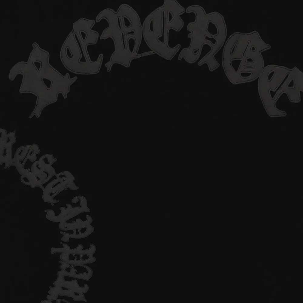 Revenge x Anuel Cracked Skull Tee Black | PLUS|Plus2 New