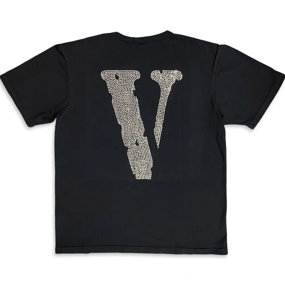 Vlone Rhinestone Staple T-Shirt Black/Red ||Plus Outlet